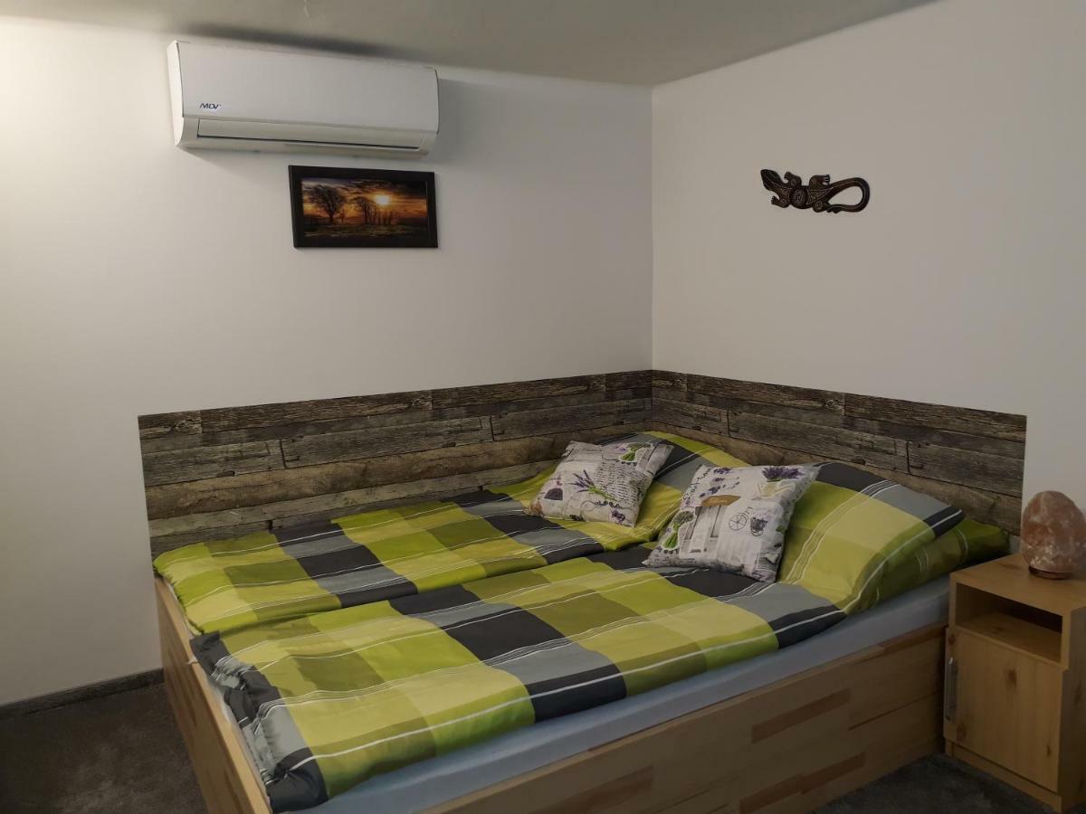 Sunny Center Apartment
