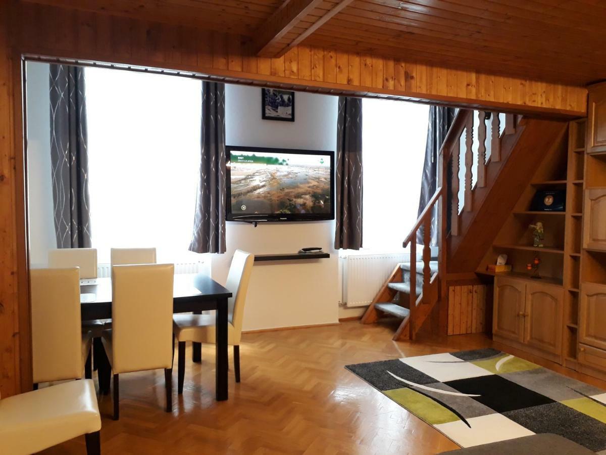 Sunny Center Apartment Pécs